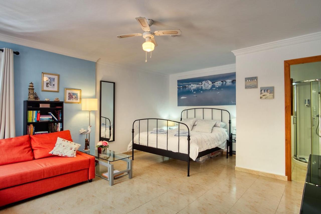 Casa Las Torres B&B Iznate Esterno foto