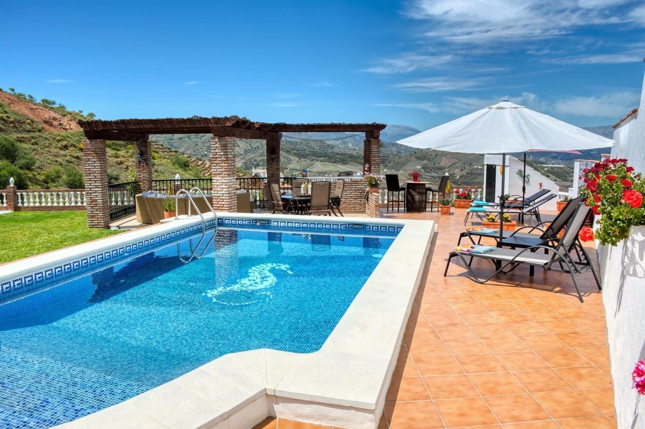 Casa Las Torres B&B Iznate Esterno foto