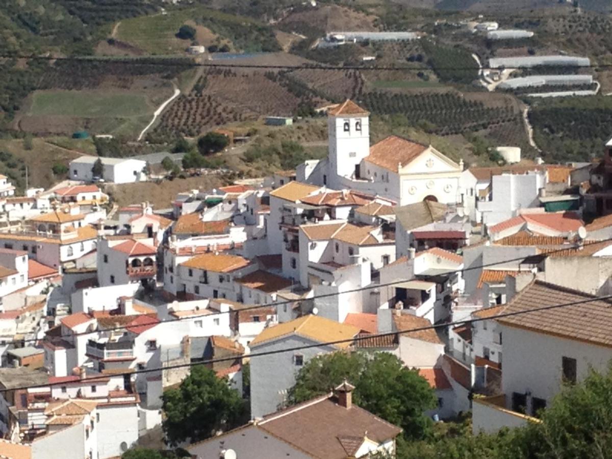 Casa Las Torres B&B Iznate Esterno foto