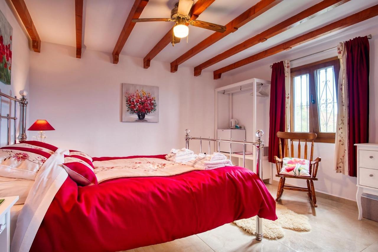 Casa Las Torres B&B Iznate Esterno foto